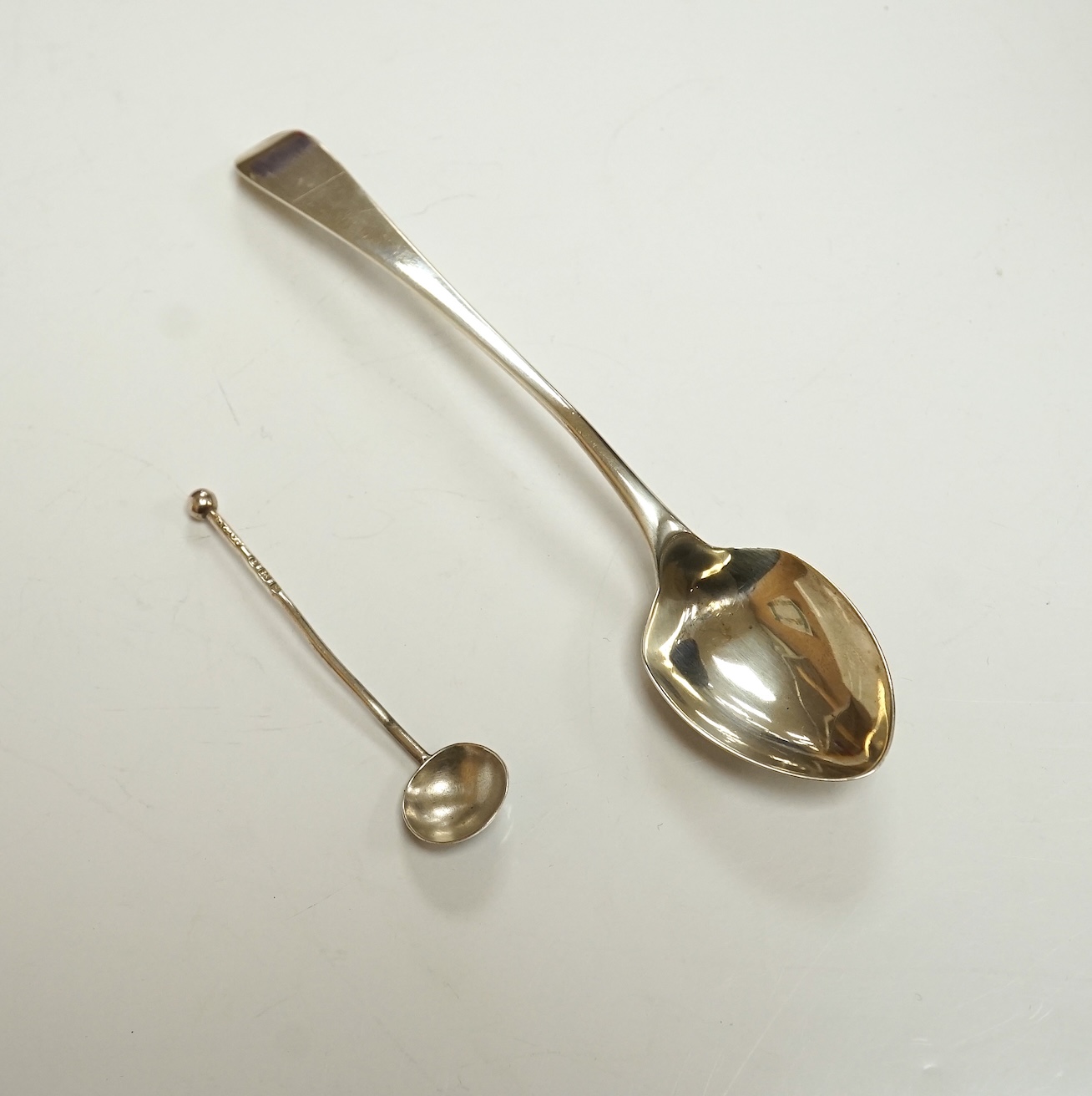 A cased George V silver egg and toast cruet, Levi & Salaman, Birmingham, 1895, width 19cm, with associated spoons. Condition - fair